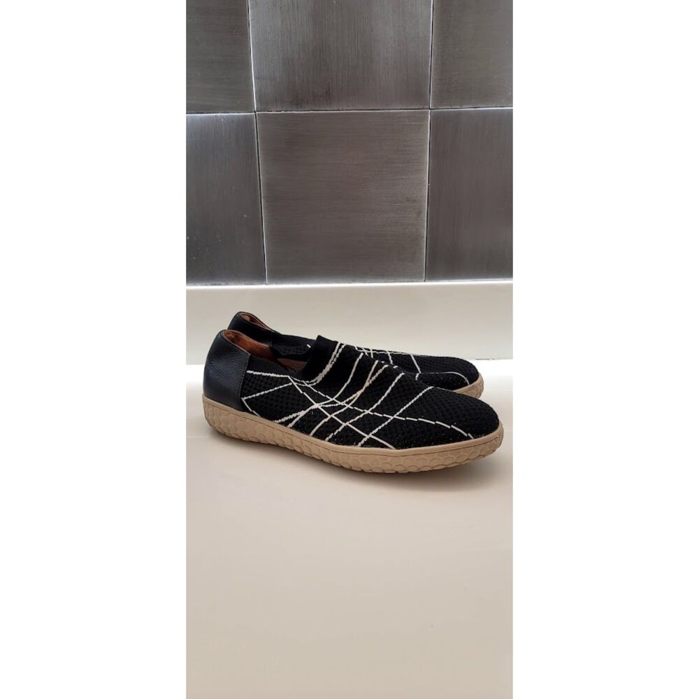 L'Amour Des Pieds Zohndra Woven Knit Slip On Sneaker Black White Streak Sz. 10